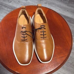 Brand New Men’s Brown Sneakers